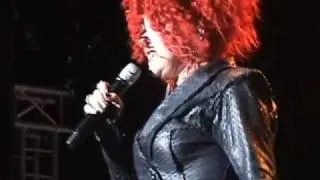 CYNDI LAUPER - Girls Just Want To Have Fun (Live in Madrid)