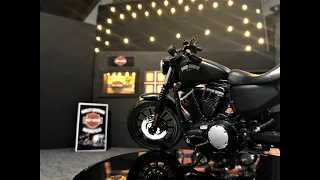 Unboxing Diecast 2014 Sportster IRON 883 Harley Davidson 1:12 scale detail model