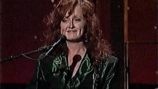 Bonnie Raitt 5-30-89 late night TV performance