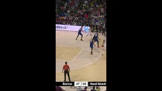 Alley-oop endiablado entre CAMPAZZO y HEZONJA | Playoff Liga Endesa 2024