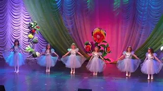 Танец Принцесс в детском саду (на Новый год) принцесса на горошине