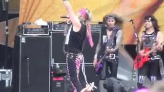 Download Festival 2012 Steel Panther - Community Property