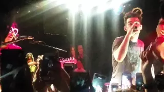 DNCE- Cake by the Ocean (Chicago 11/20/15)