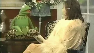 Kermit the Frog Co-Hosts The Roseanne Show (4/29/1999)