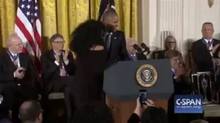 Diana Ross receives the Presidential Medal of Freedom from President Obama 11/22/16