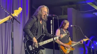 Winger - Stick The Knife In And Twist live at Manchester Music Hall, Lexington, KY 6/16/23