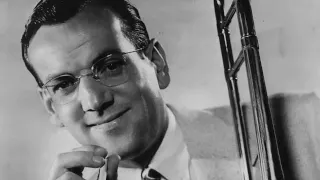 Glenn Miller and his Orchestra ‎– Little Brown Jug (1939)