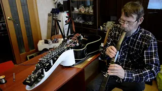 Guitar-Robot play with Soul-Human( Мохнатый шмель на душистый хмель...)