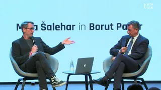 #000 Borut Pahor: “Ko ustvarjate nekaj lepega, Miha, je politika najlepša stvar na svetu”