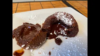 Original Chocolate Lava Cake / Schokoladenkuchen mit flüssigem Kern in 30 Minuten