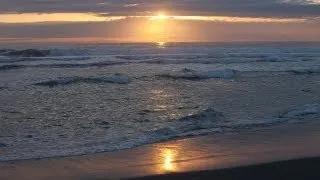 (Nature Relaxation Video w/ Music) Golden Sunset on the Shores of California 1080p HD