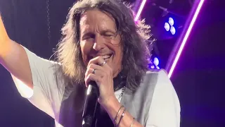 Foreigner “Waiting For A Girl Like You” (Live in St Louis MO 07-19-2023)