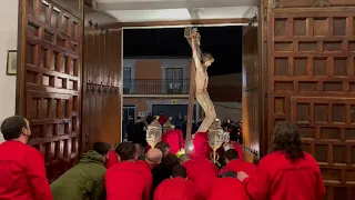 Entrada del Santo Cristo del Humilladero en la Ermita de San Luis. Semana Santa 2022 Peñaranda