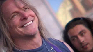 Steve Morse & 6346 guitar players - "Smoke on the Water",  Guinness World Record  - Wrocław 2009