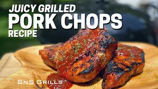 JUICY Grilled Pork Chops Recipe on the Charcoal - How to BBQ Pork Chops