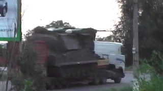 2014/07/18 Ukraine, Luhansk - Terrorists moving anti-aircraft system towards russian border