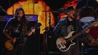 Neil Young & Promise of the Real - Powderfinger (Live at Farm Aid 2018)