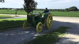 Stanley Bull Antique Tractor Auction lot #132 1926 John Deere Spoker D. www.AumannAuctions.com