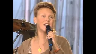 Sanna Nielsen: "Till en fågel" (Sweden, 1996)