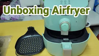 UNBOXING OUR NEW AIRFRYER || PHILIPS Airfryer