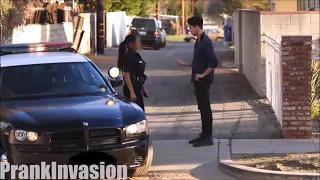 KISSING PRANK WITH POLICE 😘🤤🤩🤤😘