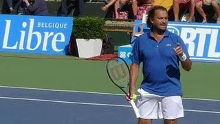 Johnny Mac vs Henri Leconte-Greatest Tennis Entertainment-Legends Rivalry Knokke-Heist 2013