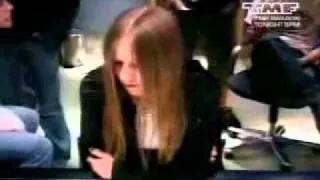 Avril Lavigne - Knockin' on Heaven's Door [Official video]