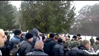 Призывники Днепропетровской воздушно десантной бригады на грани бунта