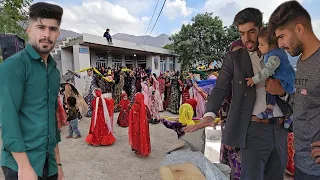 🎉 Embracing Rural Diversity: Baking Pan Bread and Celebrating at the Village Wedding Party