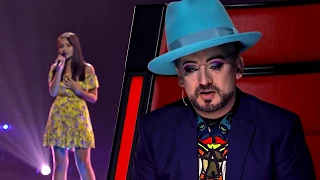 Hannah Pearce sings Cant Help Falling In Love | The Voice Australia 2018