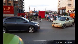 На улице Кирова произошло ДТП с мотоциклистом