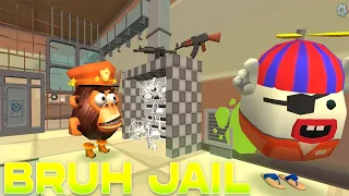 ANGRY GUARD STUPID PRISONER| Chicken Gun