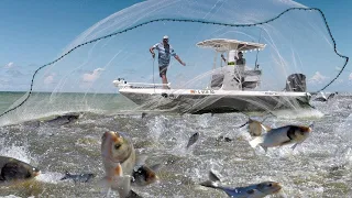 Everyone should watch this Fishermen's video - Cast Net Fishing, Catching Lot of fish by cast net