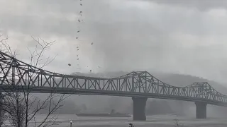 Southern Indiana tornado crosses Ohio River, tosses debris high in the air