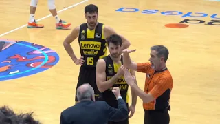 Técnica,tiro libre,triple.Txus Vidorreta,García, Nakić y los señores de naranja. 4 + CB Breogán ACB