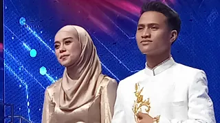 komentar luar biasa UNA LESTI  untuk OWAN BOALEMO. Konser kemenangan D'ACADEMY 6 Indosiar.