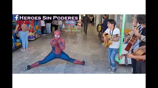 Spider - Man Bailando Con " Los Pistaches " La Cumbia De Spider-Man