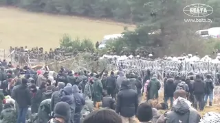 Polish Border - Migrants Pushing