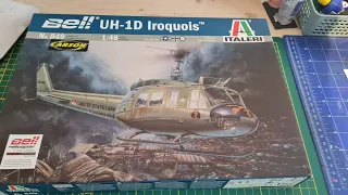 Unboxing Italeri Bell UH 1D 1:48 +Ätzteilbogen vom eduard