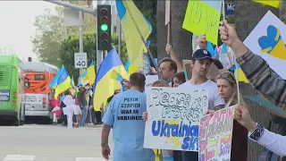 Local protests show solidarity with Ukraine