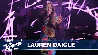 Lauren Daigle – Turbulent Skies