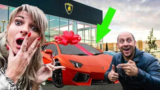 ТАКОЙ ПОДАРОК от ТОЛИКА Лена НЕ Ожидала! LAMBORGHINI крэйзи лайф