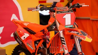 Glendale Supercross Best in the Pits