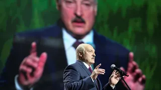 Belarus to close borders with Poland and Lithuania, put troops on alert