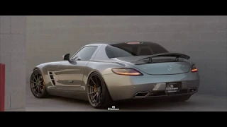 [LOUD] Mercedes SLS AMG Exhaust & Revs [4K]