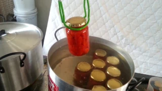 Canning peppadews. Removing from waterbath