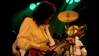 Queen - Death On Two Legs (Cut) - Earls Court 1977 / 4K 50fps (Documentary Clip)