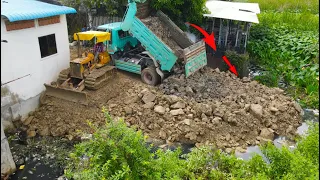 Activities Bulldozer pushing big stone into water Build new road with Dump Truck mini 5ton