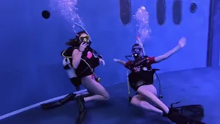 WOTS scuba class  Underwater free time  Feb 2, 2022