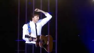Paul McCartney - And I Love Her (August 10, 2014) @ Dodger Stadium
